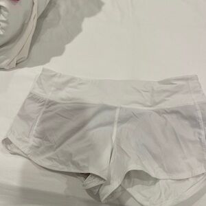 Lululemon white speed up shorts size 4